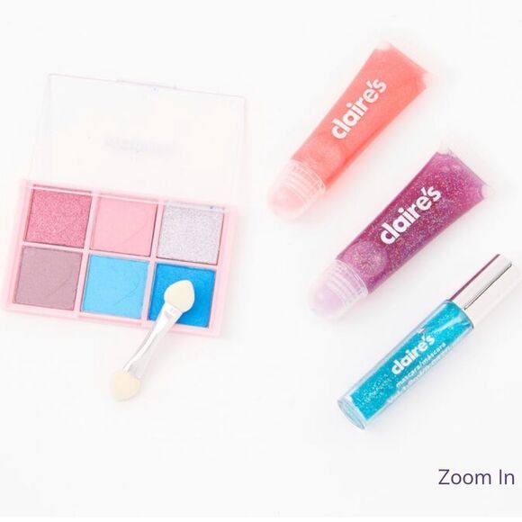 claire’s Rhinestone Hearts Barbie Pink Make Up Zip Around Tin - Picture 3 of 11